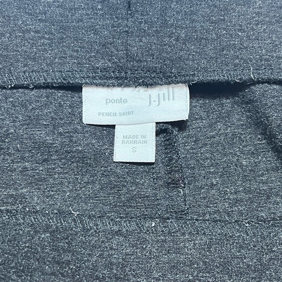 J. Jill Ponte Pencil Skirt, Charcoal Grey, Small - Picture 5 of 6